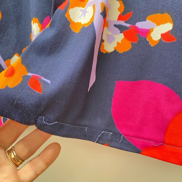 Vintage - 1970’s Dark Navy Blue Floral Long Sleeve Button Down Shirt - Picture 5 of 6